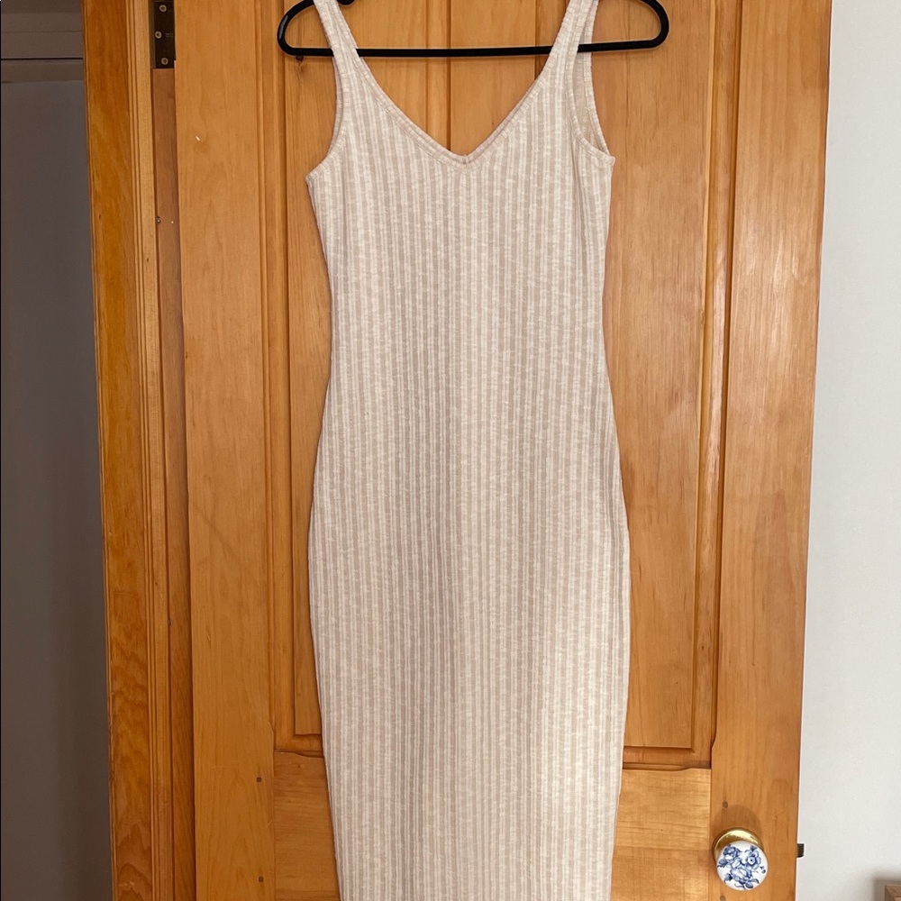 M.  Flattering Ribbed Knit Dress